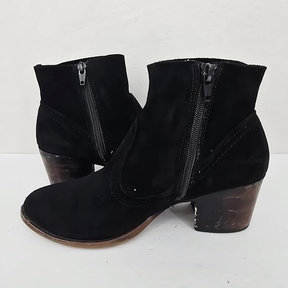 Soho Cobbler Suede Ankle Booties Black 7.5 - Picture 3 of 10
